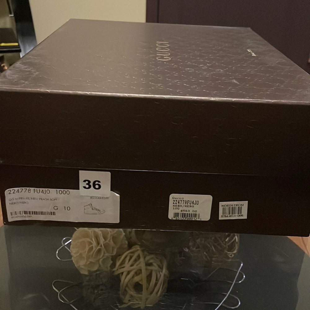 Size 11 1/2 empty Gucci shoe box